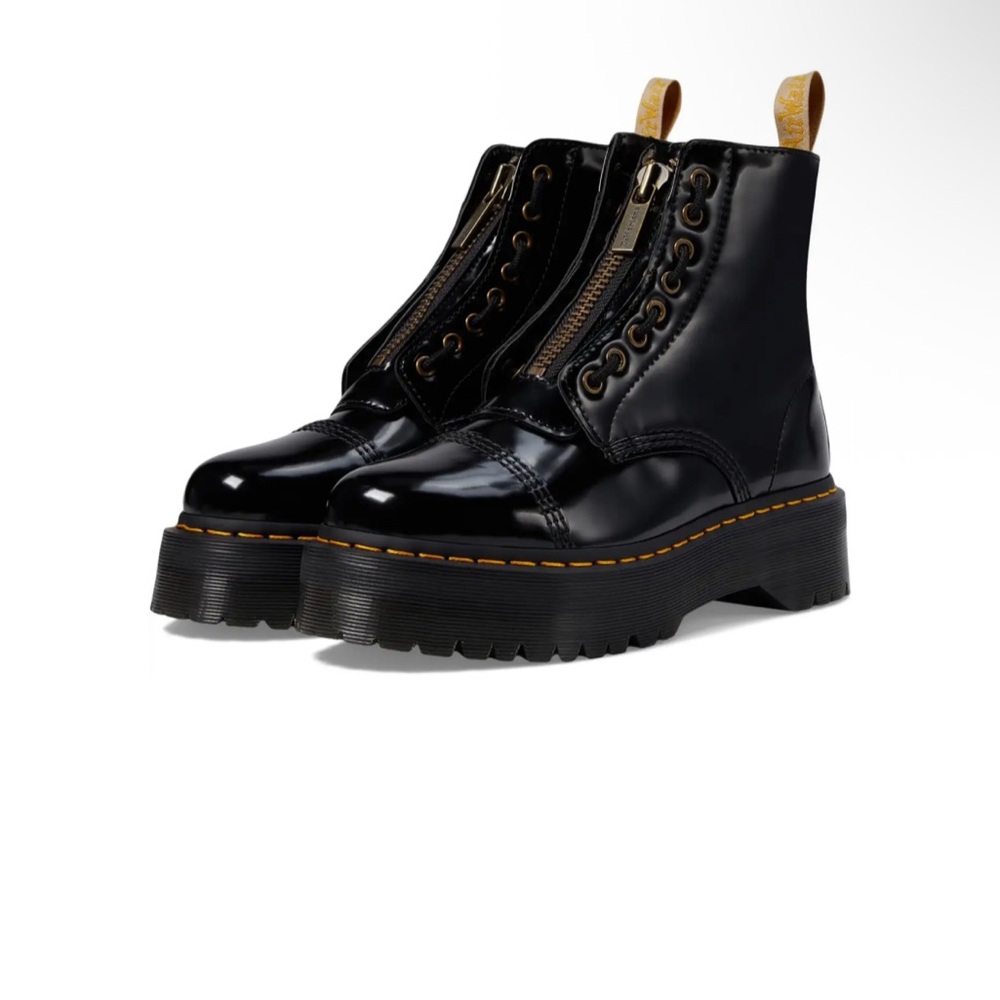 Sinclair Distressed Patent Leather Platform Boots - Dr Marten Size 8